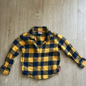 Wrangler  Yellow and Blue Plaid Button Down Shirt